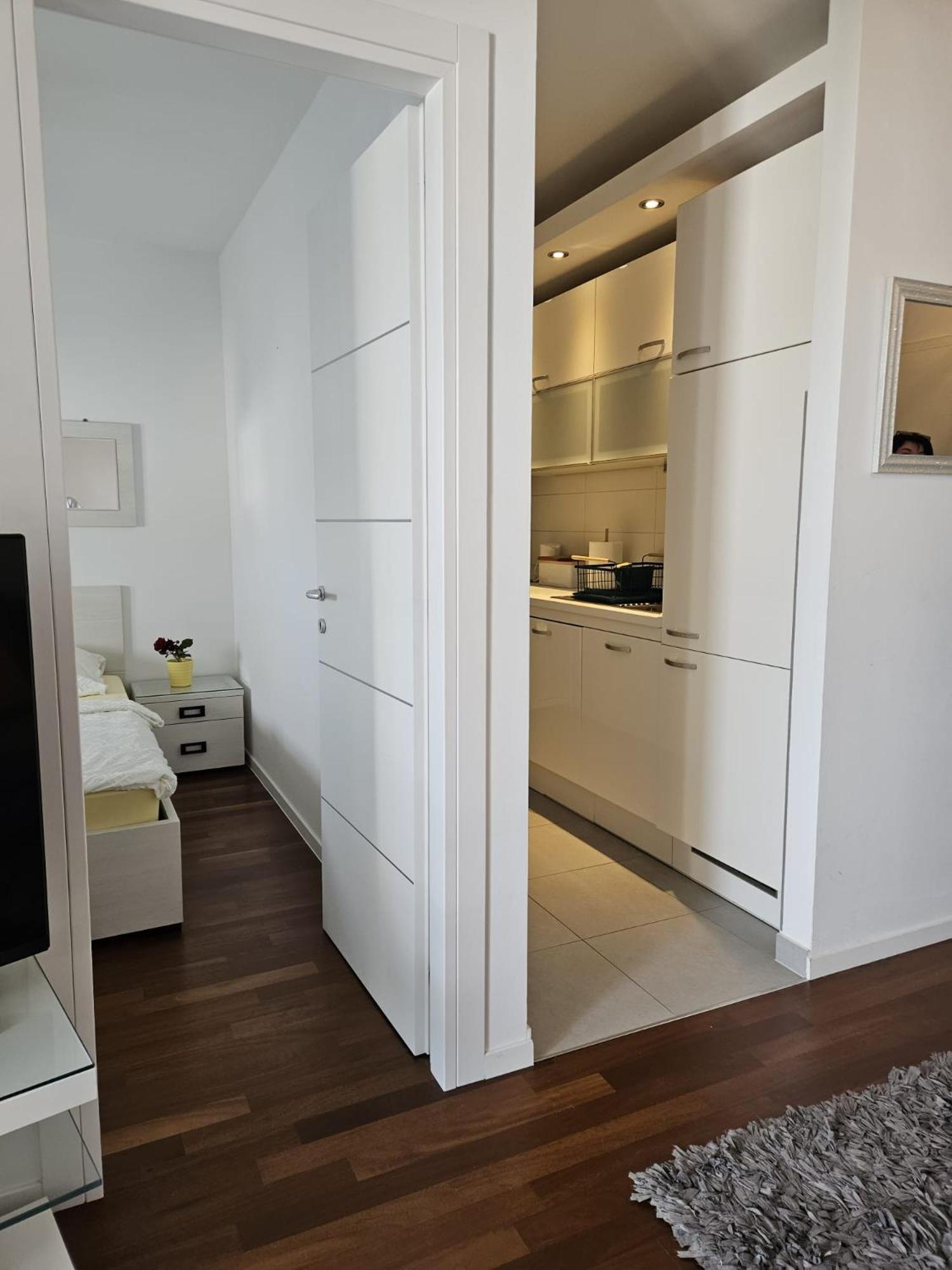 Bracera With Free Parking Apartment Split